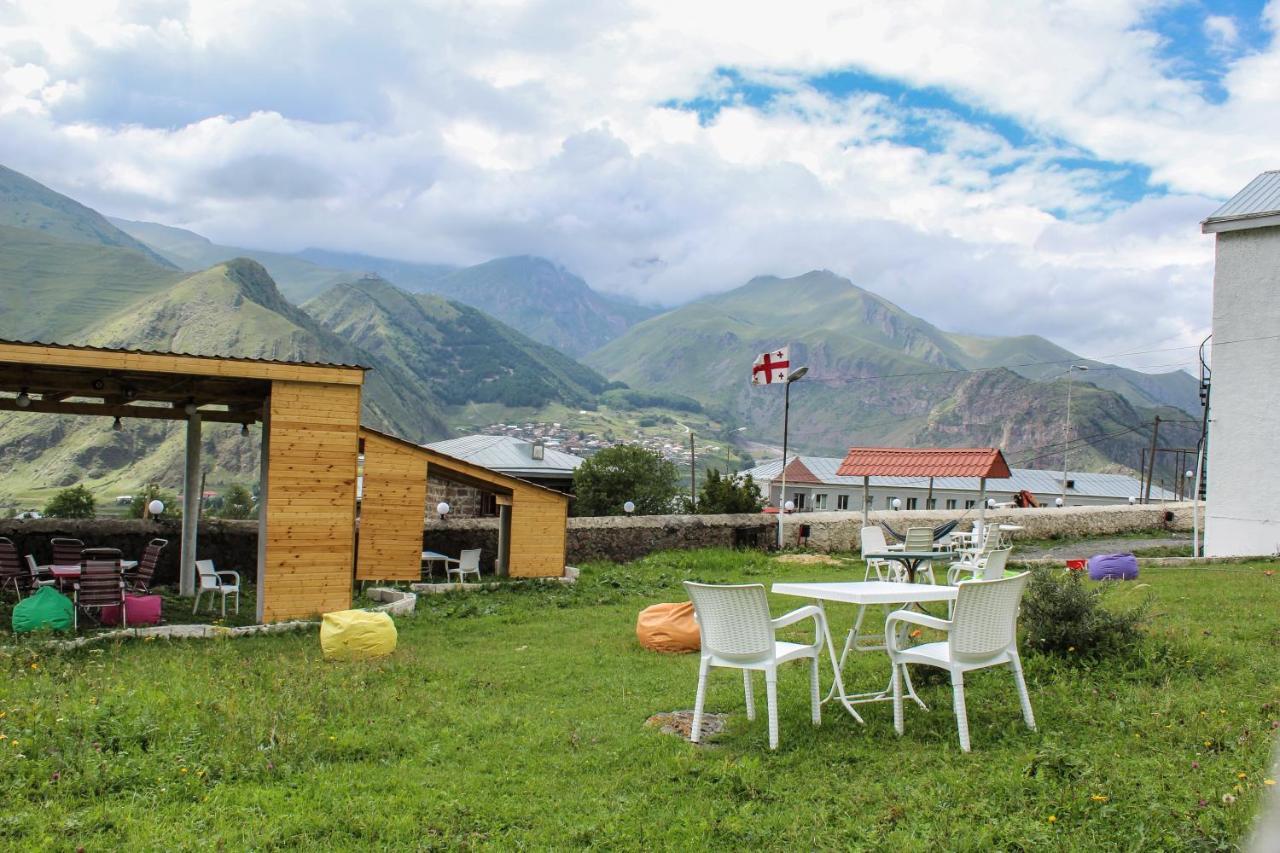 Hotel Noa Kazbegi Εξωτερικό φωτογραφία