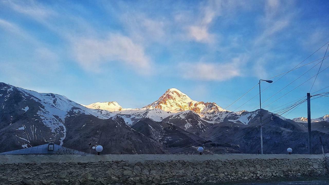 Hotel Noa Kazbegi Εξωτερικό φωτογραφία