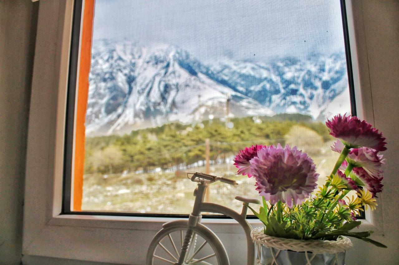 Hotel Noa Kazbegi Εξωτερικό φωτογραφία